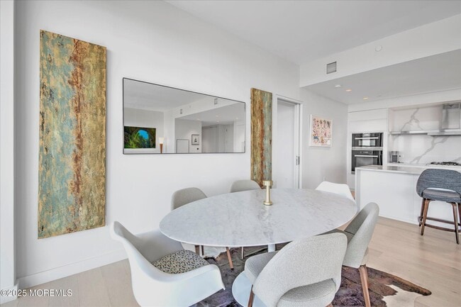 Building Photo - 1101 Ocean Ave N