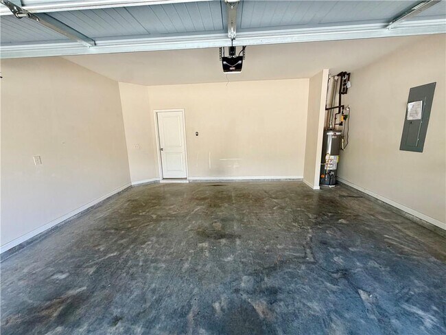Building Photo - 4615 Woodbine Way