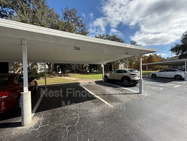 Building Photo - 10550 Baymeadows Rd