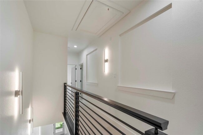 Building Photo - 4505 Phlox St