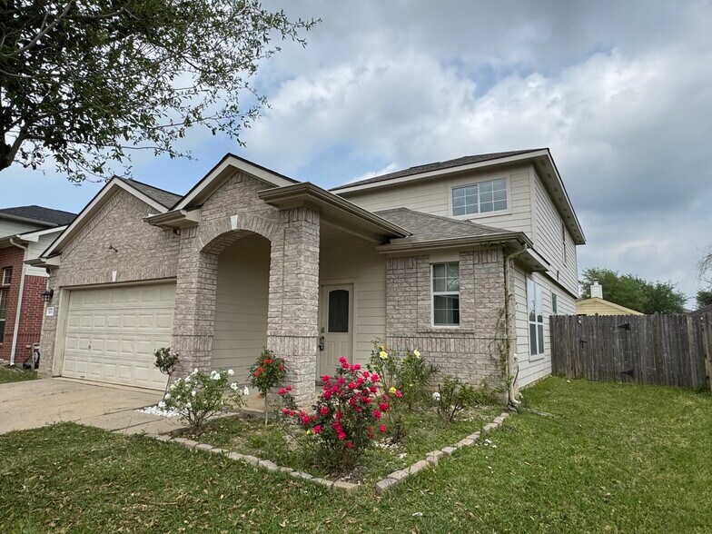 Building Photo - 8002 Arapahoe Ridge Ln