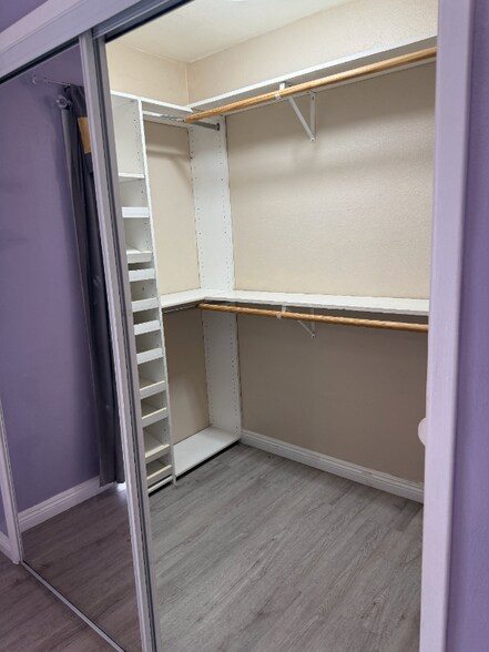 Building Photo - 665 Larimore Ave