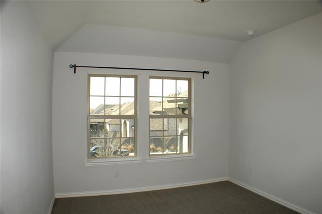 Building Photo - 5212 Shadetree St