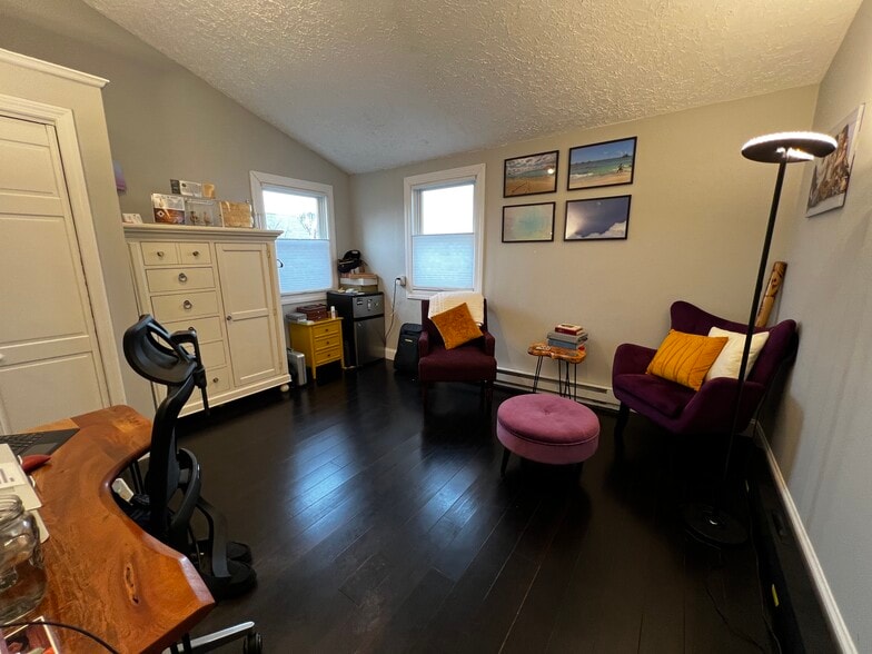 Room Not Currently Available - 81 Morton Ave