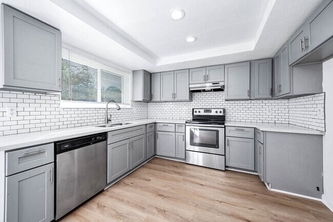 Building Photo - 24007 Pepperrell Pl St