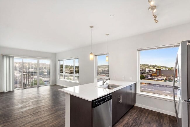 Building Photo - Vive