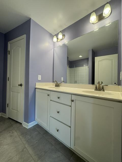 Building Photo - Modern End-Unit Townhome – Solar Powered, Garage, Pet Friendly, and HOA Amenities Included