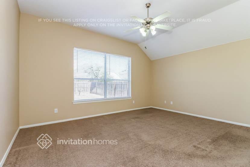 Building Photo - 12301 Macaroon Ln