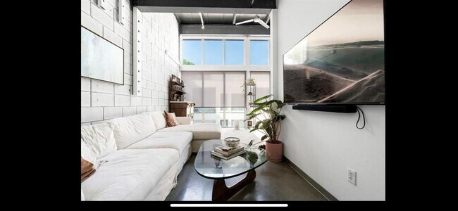 Building Photo - 4801 S Congress Ave