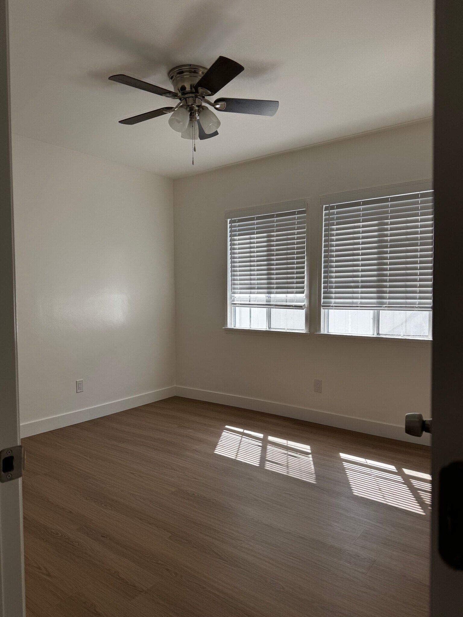 Building Photo - 905 Sartori Ave