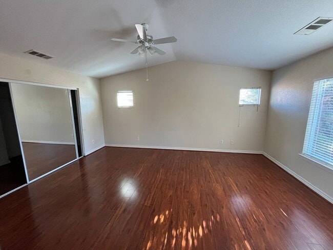 Building Photo - 31807 Empresa Cir