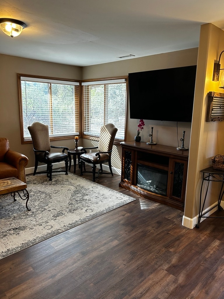 Building Photo - 2630 W Tall Oaks Ct