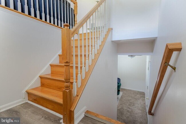 Building Photo - 103 Mummert Cir