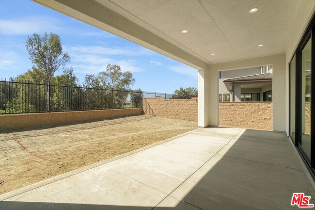 Building Photo - 20534 Edgewood Ct