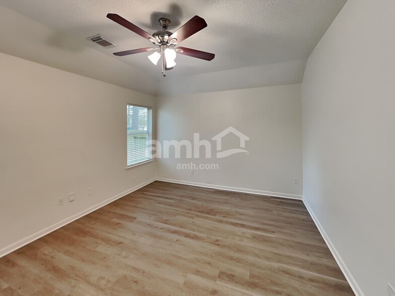 Building Photo - 2338 Colonial Springs Ln