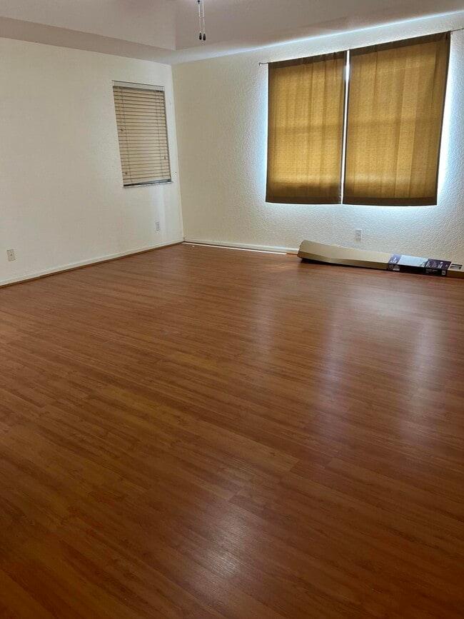 Building Photo - 3671 Potomac Ct