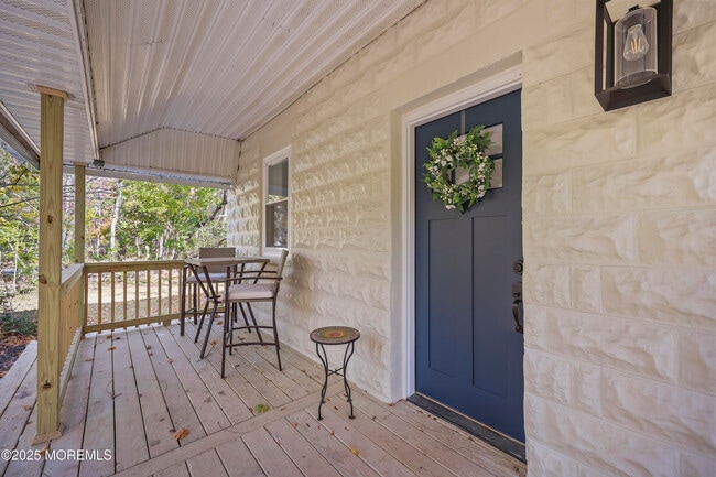 Building Photo - 400 S 1st Ave