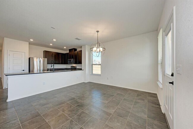 Building Photo - 18600 Golden Eagle Way