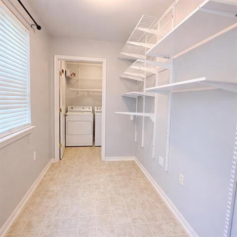 Building Photo - 926 Armand St