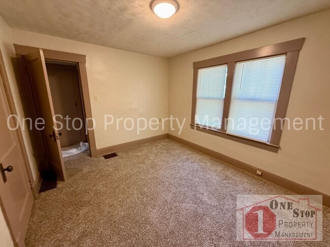 Building Photo - 3-Bedroom, 1.75-Bathroom home in Independence