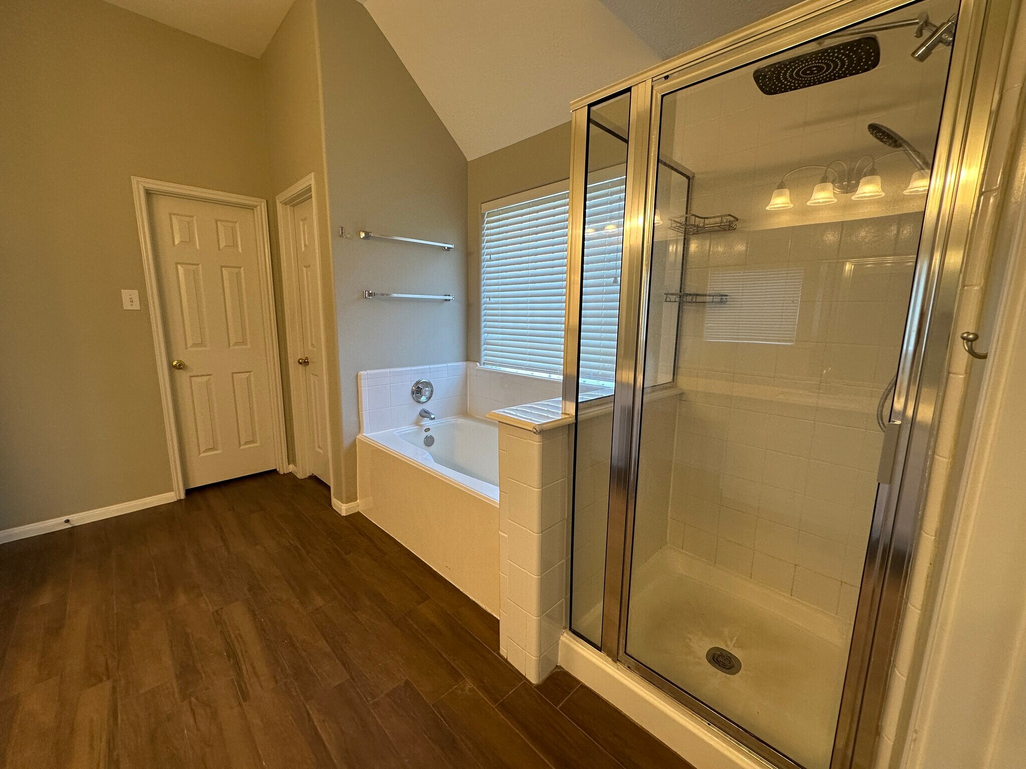 Building Photo - 18818 Harbor Key Cir