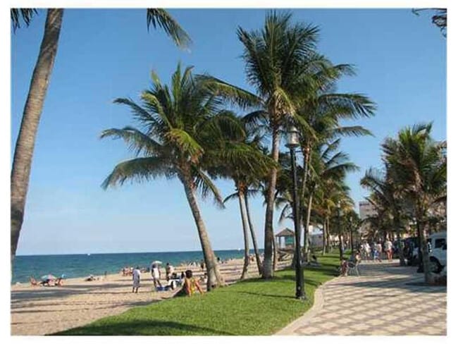 Building Photo - 2265 SW 15th St