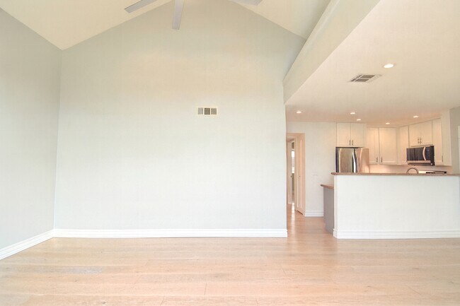 Building Photo - 12530 Venice Blvd.