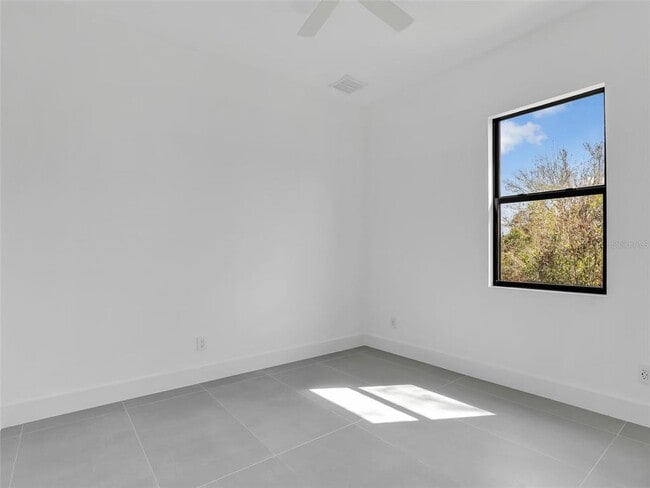 Building Photo - 6191 Kambach St