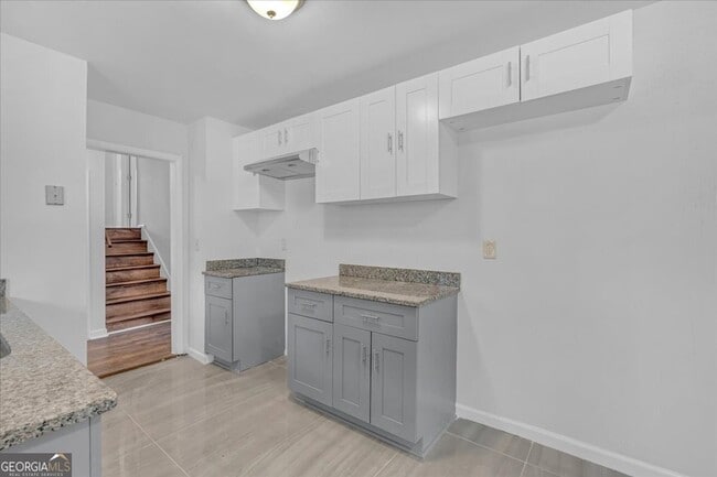 Building Photo - 2080 Bluffton Way