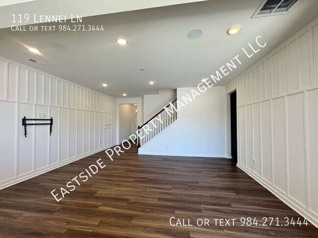 Building Photo - 119 Lennei Ln