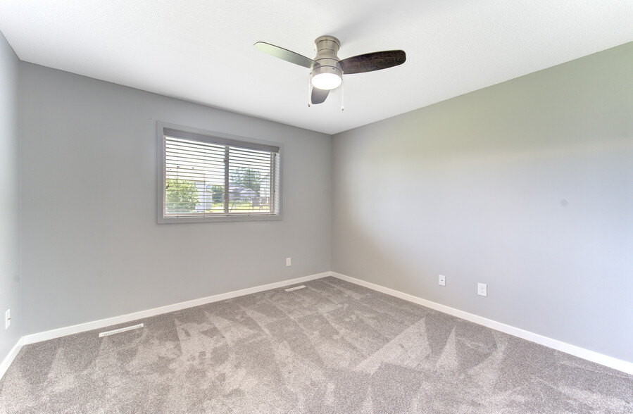 Building Photo - 3948 Orchardview Ln NW