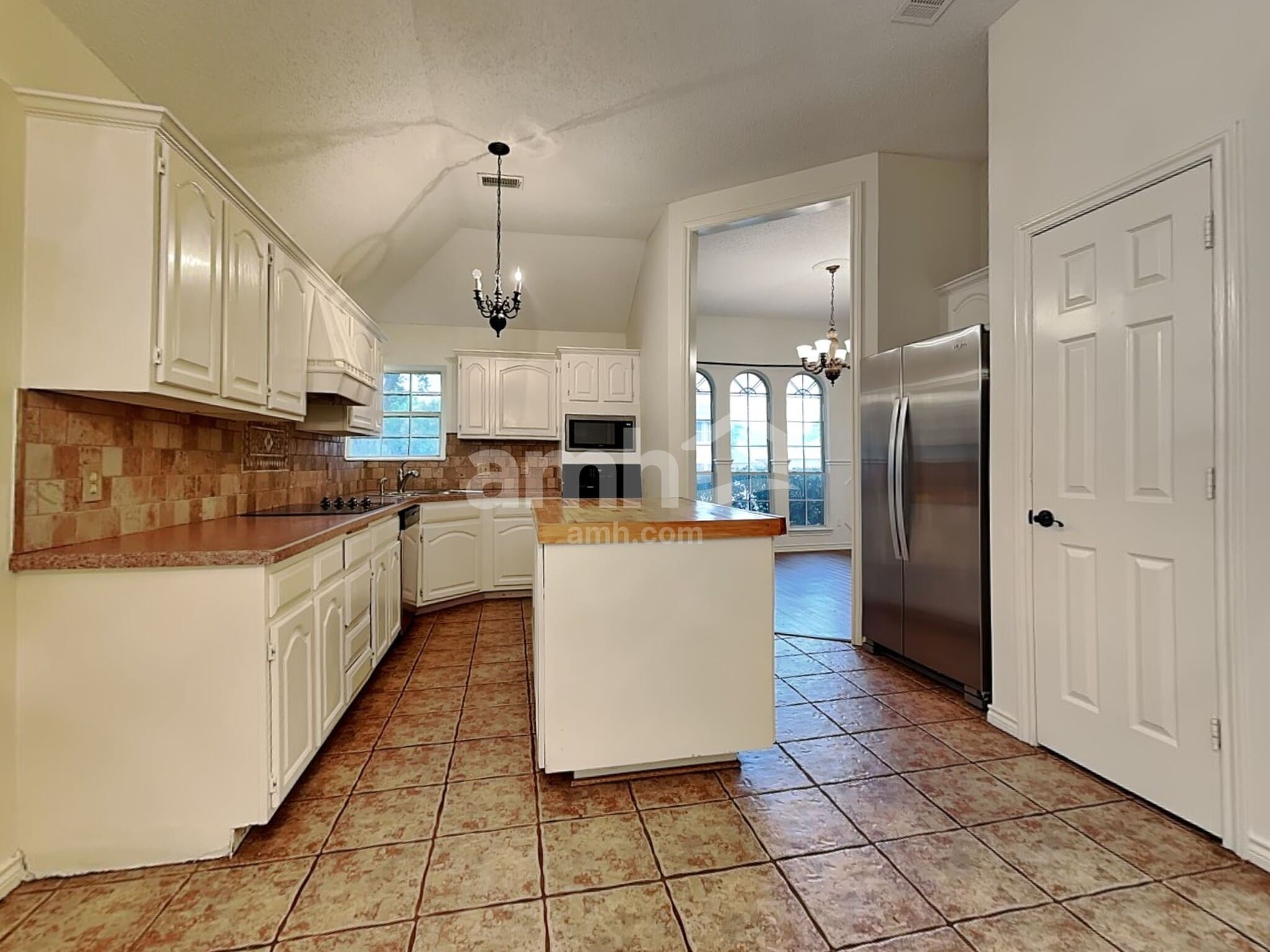 Building Photo - 7124 Holden Dr