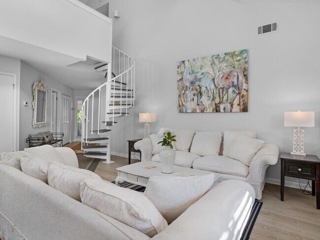 Building Photo - 3BR/3BA Fully Furnished Beach Cottage at H...
