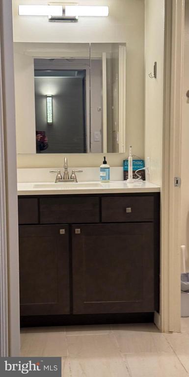 Building Photo - 2018 Walnut St