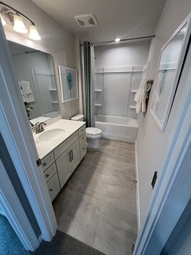 Building Photo - New 3BR Home in Antioch