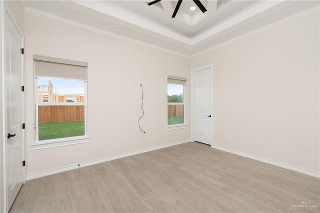 Building Photo - 22 Linva Ave