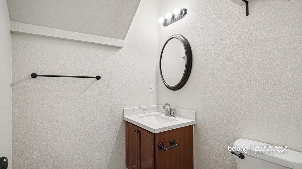 Building Photo - 16415 25th Ave Ct E