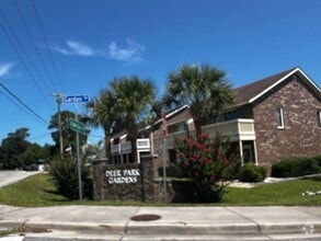 Building Photo - 2-Bedroom, 2-Bath Townhouse