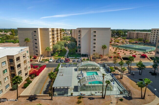 Building Photo - 7950 E Camelback Rd