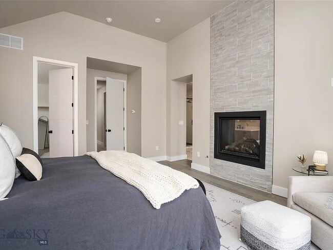 Building Photo - 235 Bridger Vale Dr