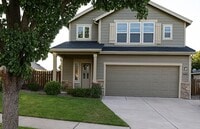 Building Photo - 3 Bedroom, 2.5 Bathroom Medford Home