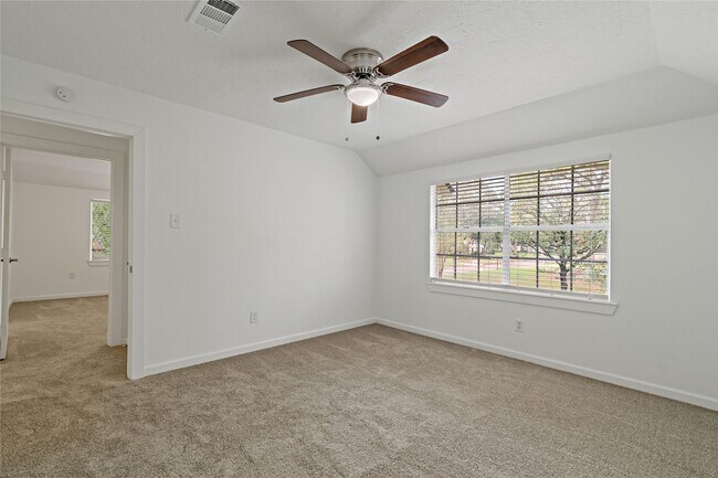 Building Photo - 5303 Lookout Mountain Dr