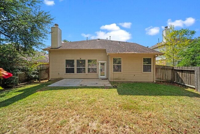Building Photo - 42 Ebony Oaks Pl