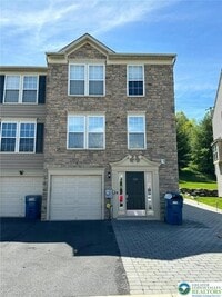 Building Photo - 112 Knollwood Dr