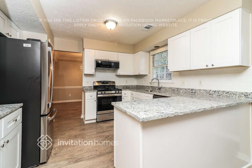 Building Photo - 4045 Fastnet Ln