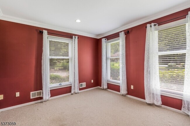 Building Photo - 833 Carnoustie Dr
