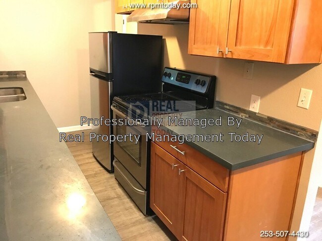 Building Photo - 1111 SW 148th St