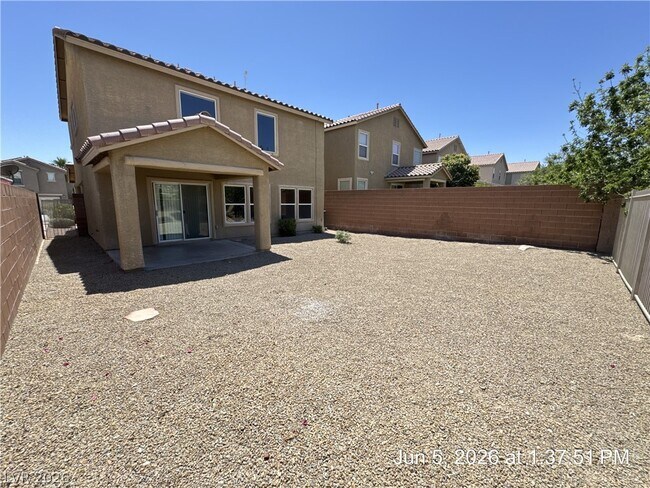 Building Photo - 2616 Courlan Dr