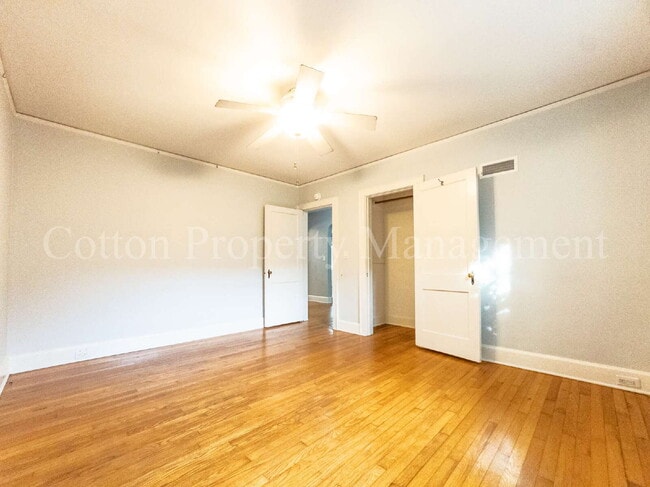 Building Photo - 309 N 23rd St