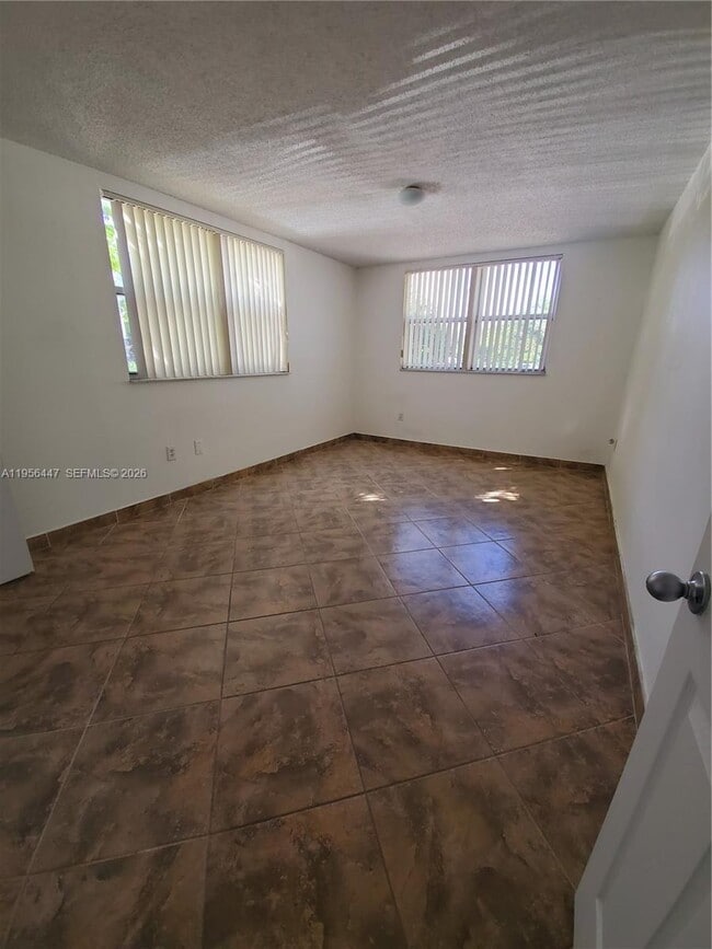 Building Photo - 8363 Lake Dr